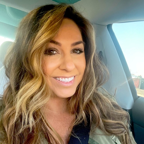 Meet your Posher, Kathryn - Picture 1 of 1